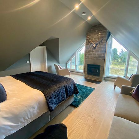 The Lodge At Muir Estate Thornhill  Exteriör bild